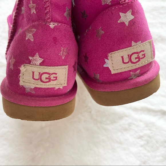 UGG Pink Classic Short Stars Boot Size 5 Cute Girly Fun Novelty Celestial - Picture 5 of 8